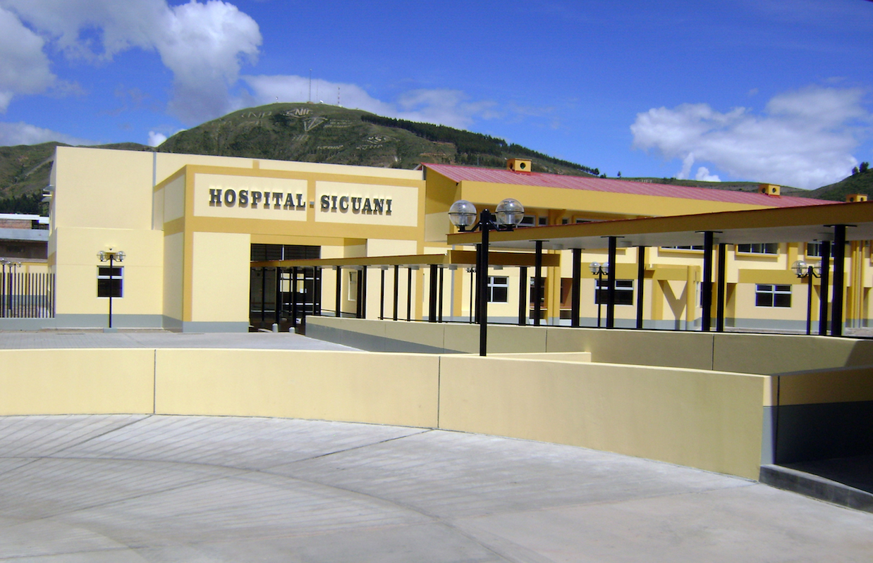 HOSPITAL SICUANI - CUSCO.JPG